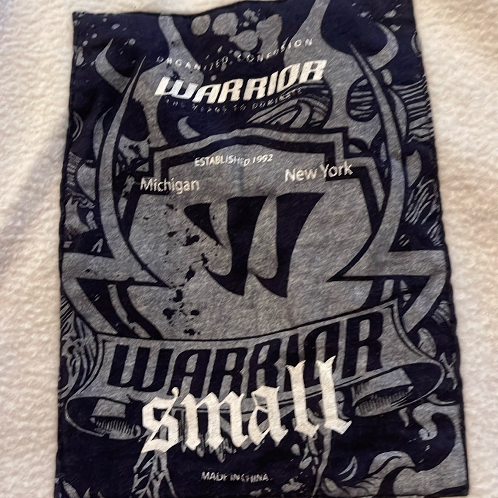 Men’s warrior hoodie size small